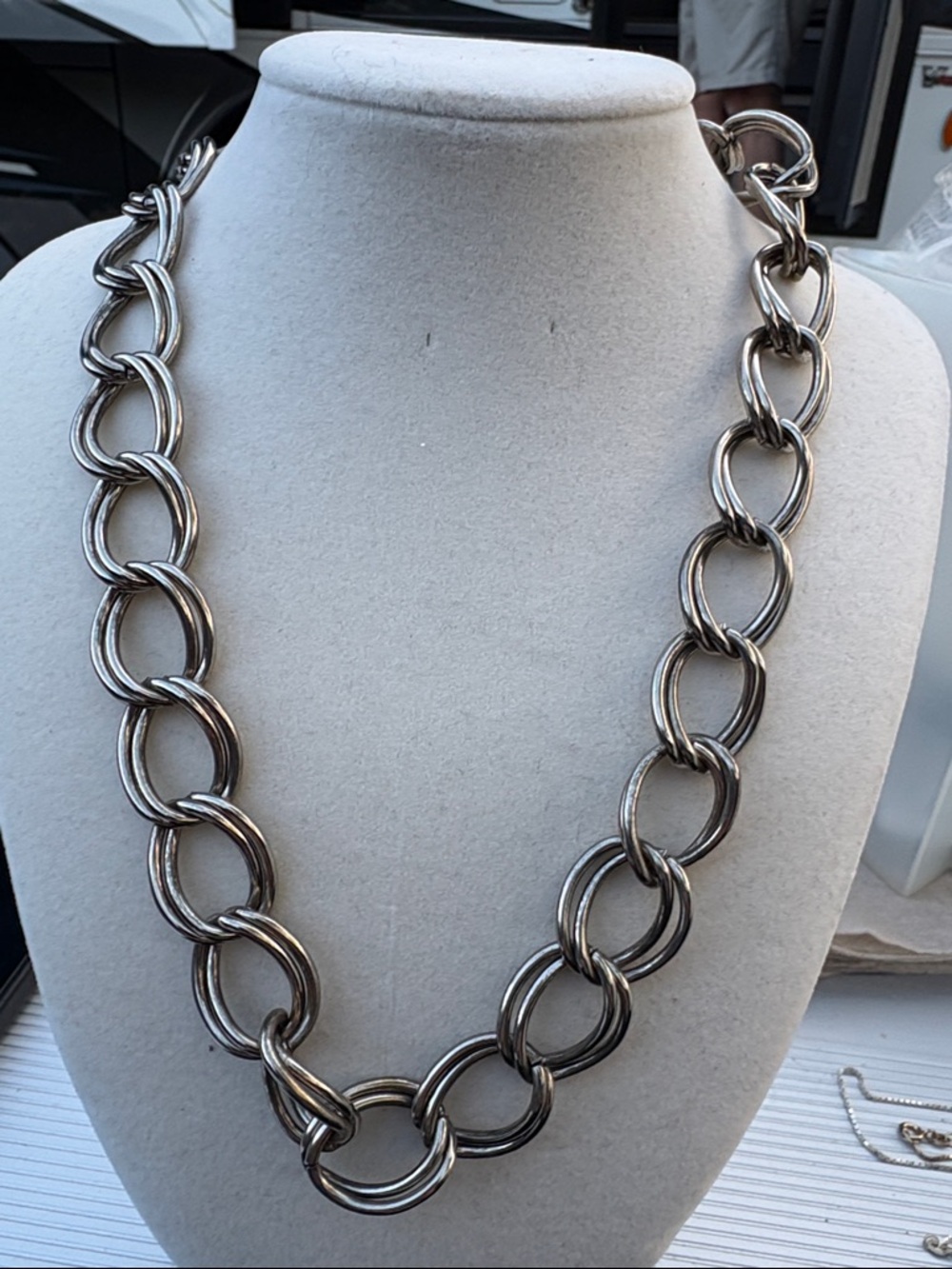Source Unknown Polished Silver-Tone Chunky Link Necklace